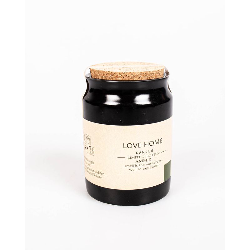Lumanare-parfumata-cu-aroma-de-crin-de-vale