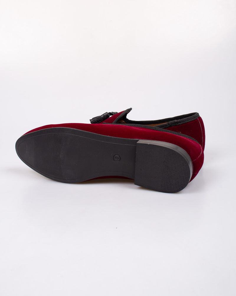 Pantofi-din-catifea-cu-ciucuri-N904168002