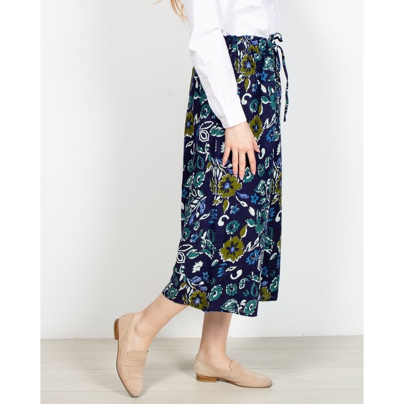 Pantaloni-lejeri-trei-sferturi-cu-imprimeu-N904638024