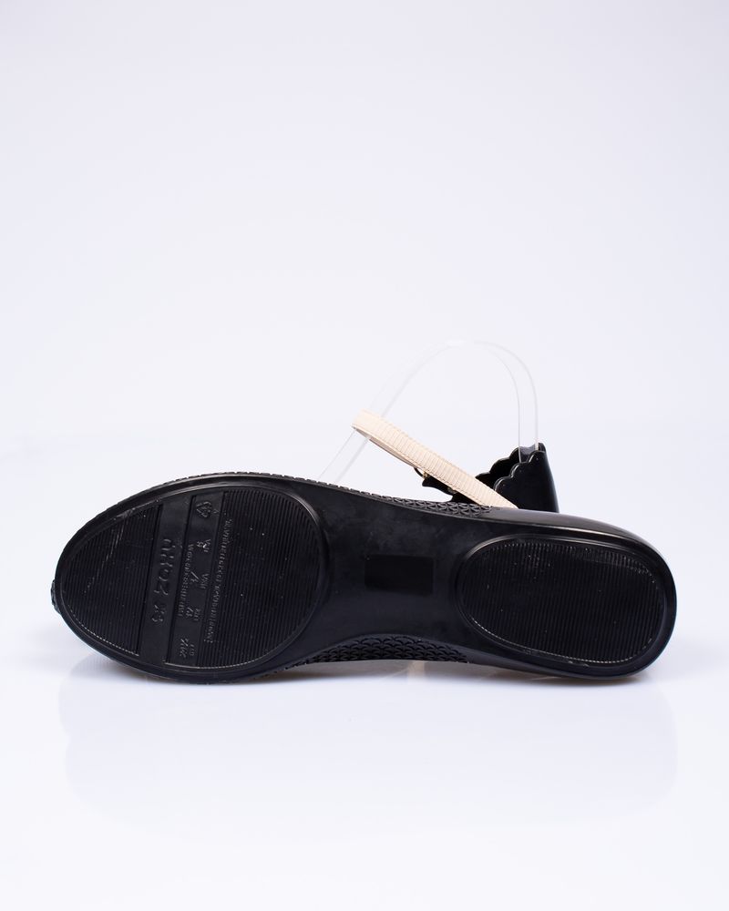 Balerini-din-cauciuc-cu-detaliu-aplicat-si-talpa-flexibila-22KEL03002