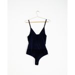 Body-cu-bretele-subtiri-reglabile-22BRA01007