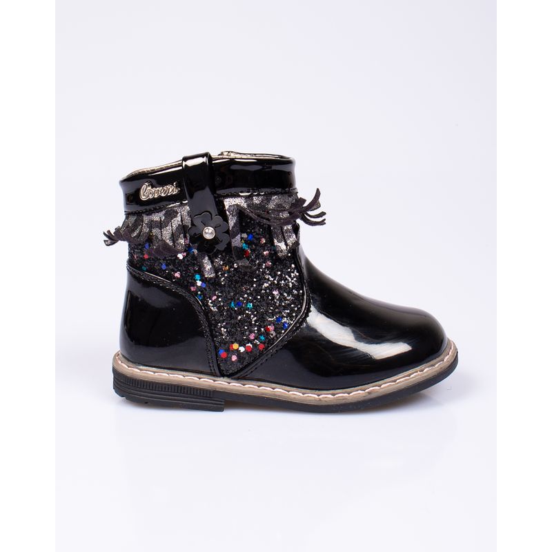 Ghete-cu-aspect-lacuit-si-sclipici-pentru-fete-22HAT05009