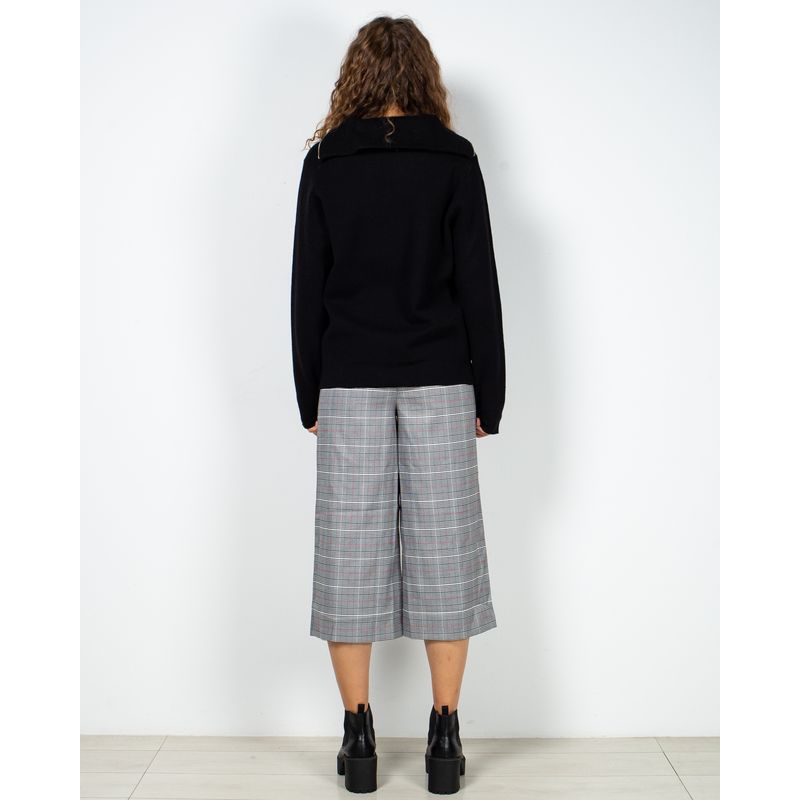 Pantaloni-trei-sferturi-in-carouri-22ITT50002