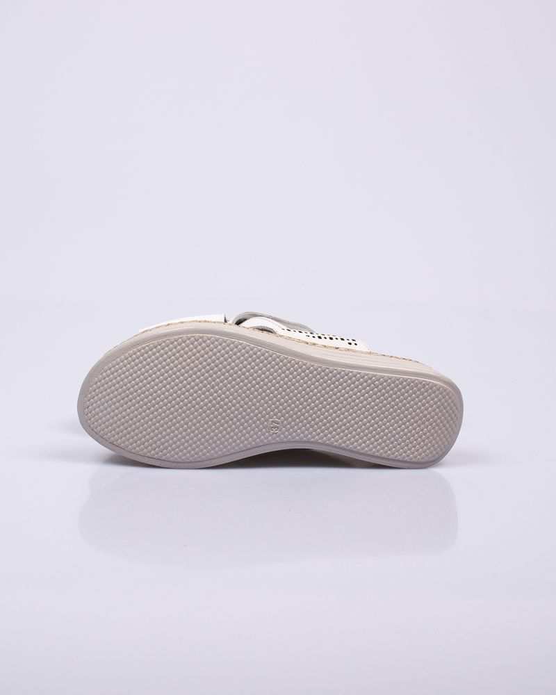 Papuci-din-piele-naturala-cu-model-perforat-23ASE05018