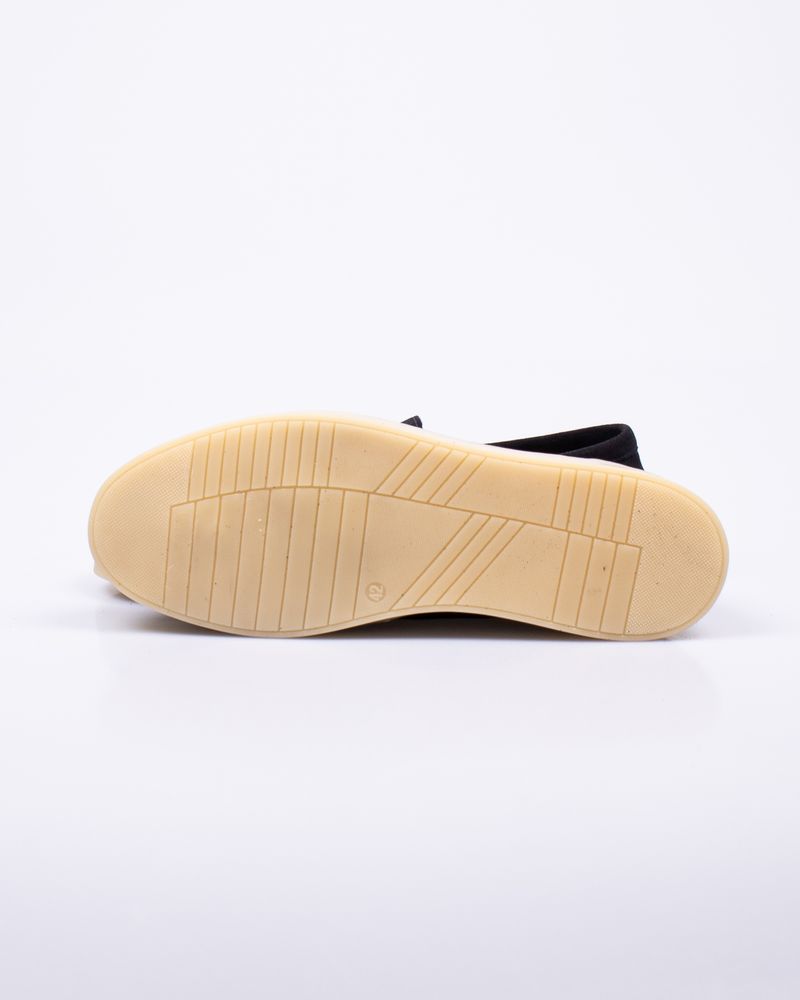 Pantofi-din-piele-intoarsa-cu-talpa-in-contrast-pentru-barbati-23VEN21002