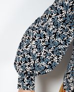 Bluza-cu-imprimeu-floral-si-nasturi-23ALI01014