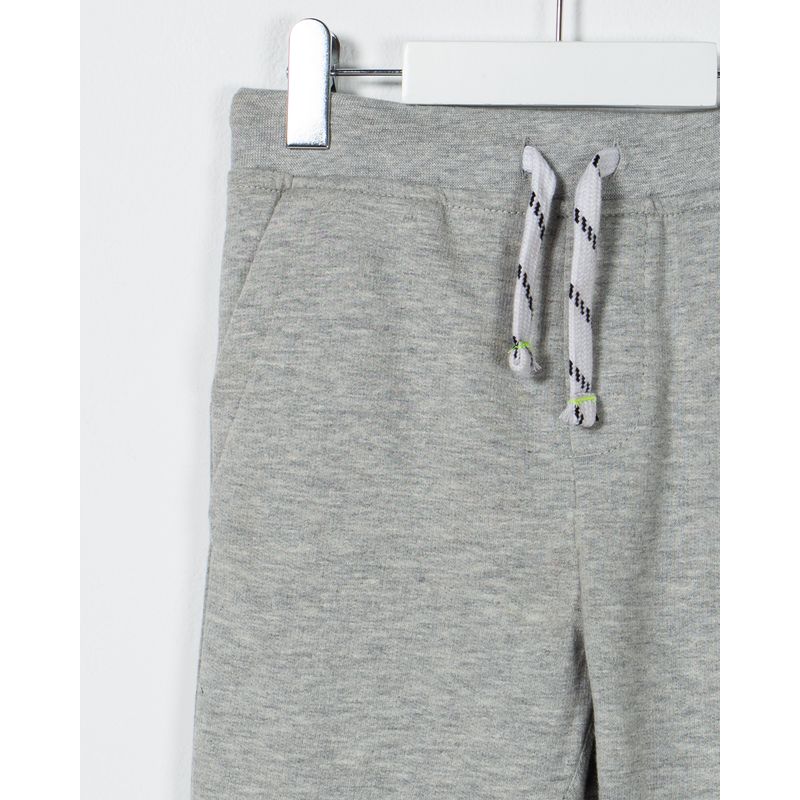 Pantaloni-de-trening-cu-buzunare-si-snur-pentru-baieti-N230660001
