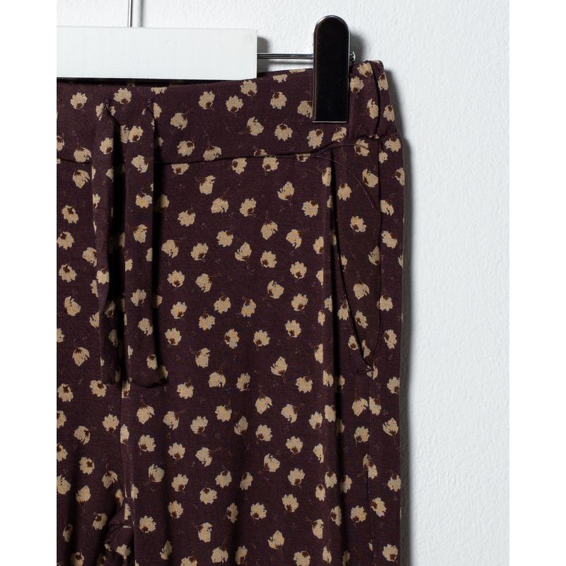 Pantaloni-cu-talie-elastica-si-buzunare-pentru-fete-23ITT64023