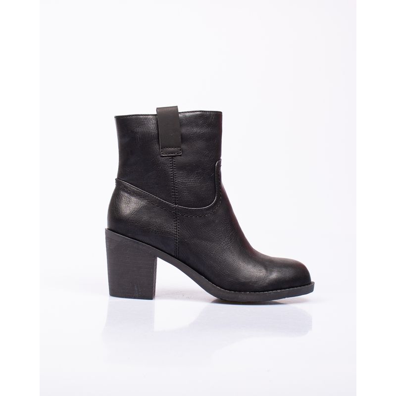23HAT33019-GHETE-SI-BOCANCI---DAMA