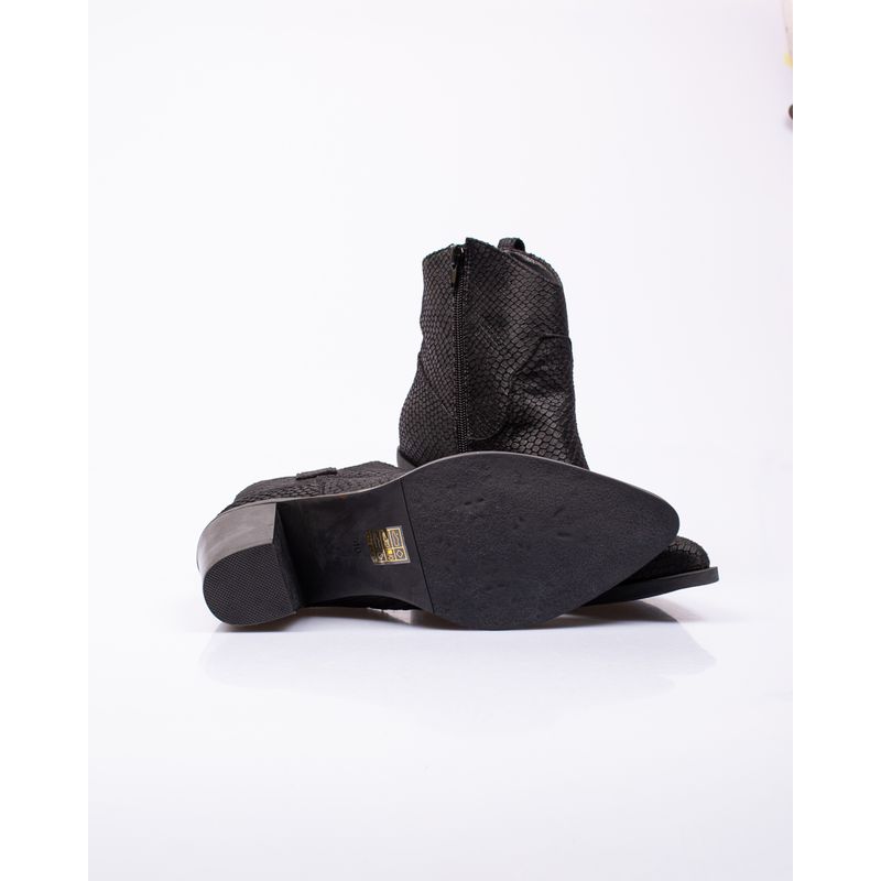 23HAT33021-GHETE-SI-BOCANCI---DAMA
