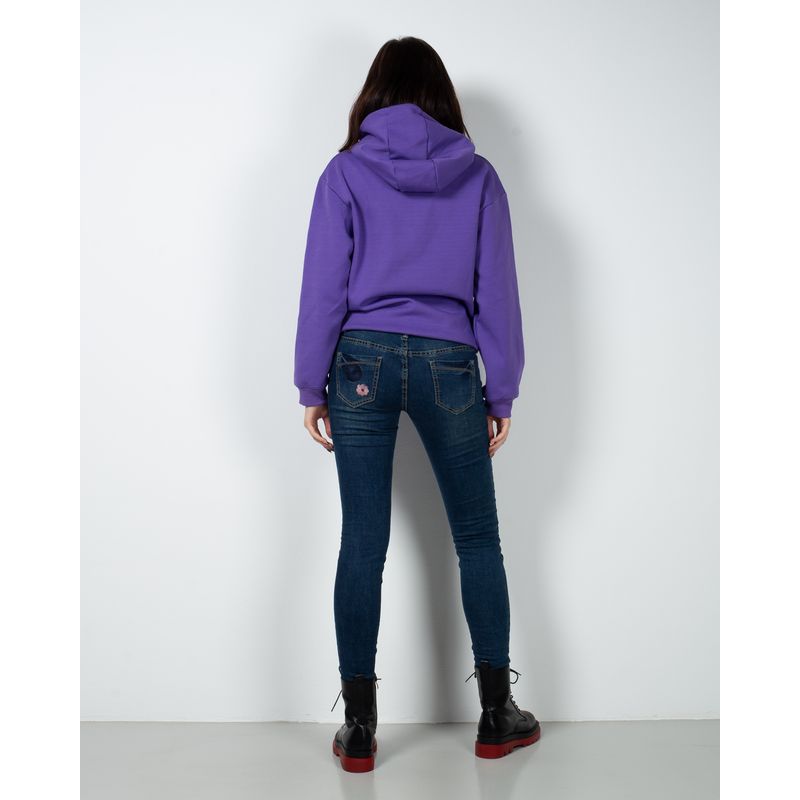 Jeans-cu-talie-joasa-si-model-brodat-23ITT94015