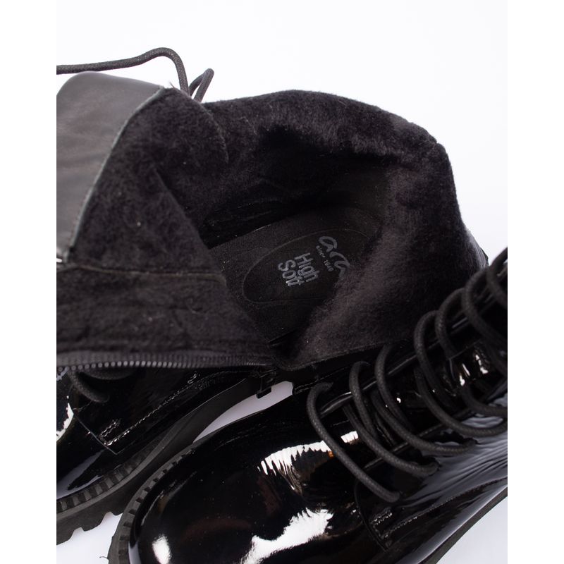Ghete-casual-cu-aspect-lacuit-si-talpa-groasa-N231406008