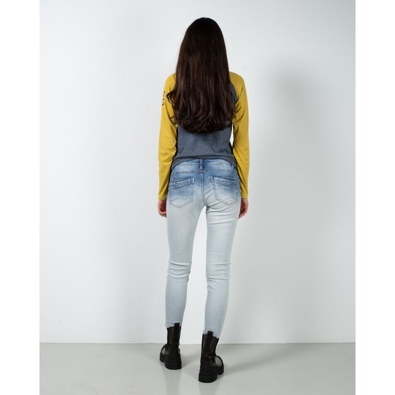 Jeans-cu-efect-prespalat-si-inchidere-cu-nasturi-23ITTB5026