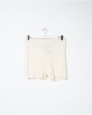 Pantaloni scurti din tricot striat cu elastic in talie 23ITTH1029