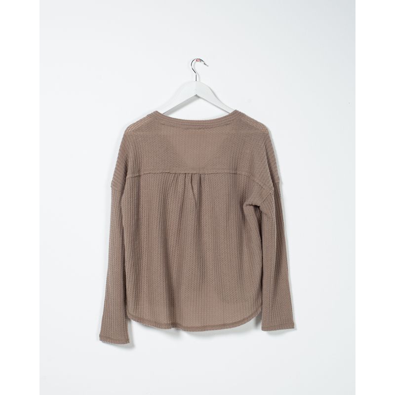 Bluza-calduroasa-cu-maneca-lunga-si-decolteu-23MAY14028