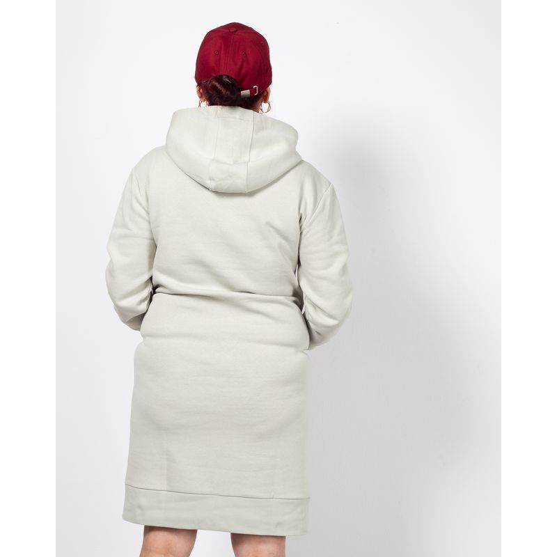 23SPO10004-ROCHIE---DAMA