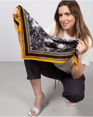 Esarfa maro cu model