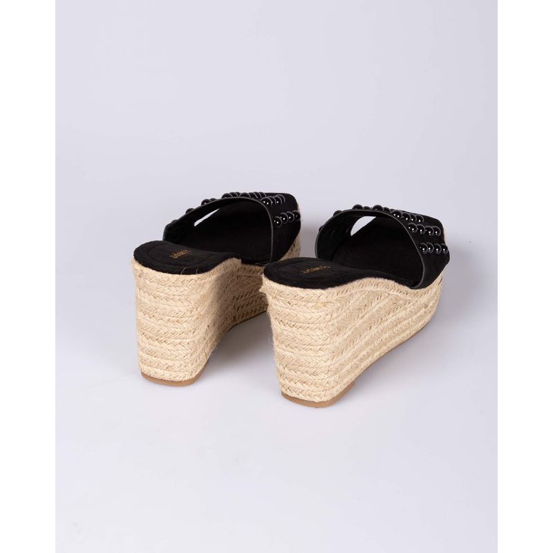 Sandale-cu-talpa-inalta-si-aplicatii-24HAT06001