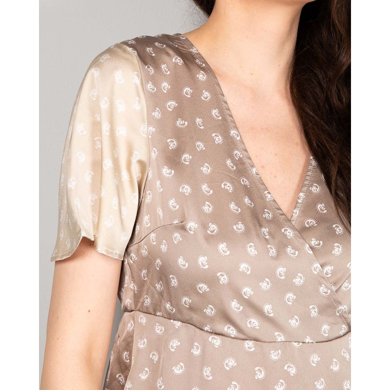 23MAY12027-ROCHIE---DAMA