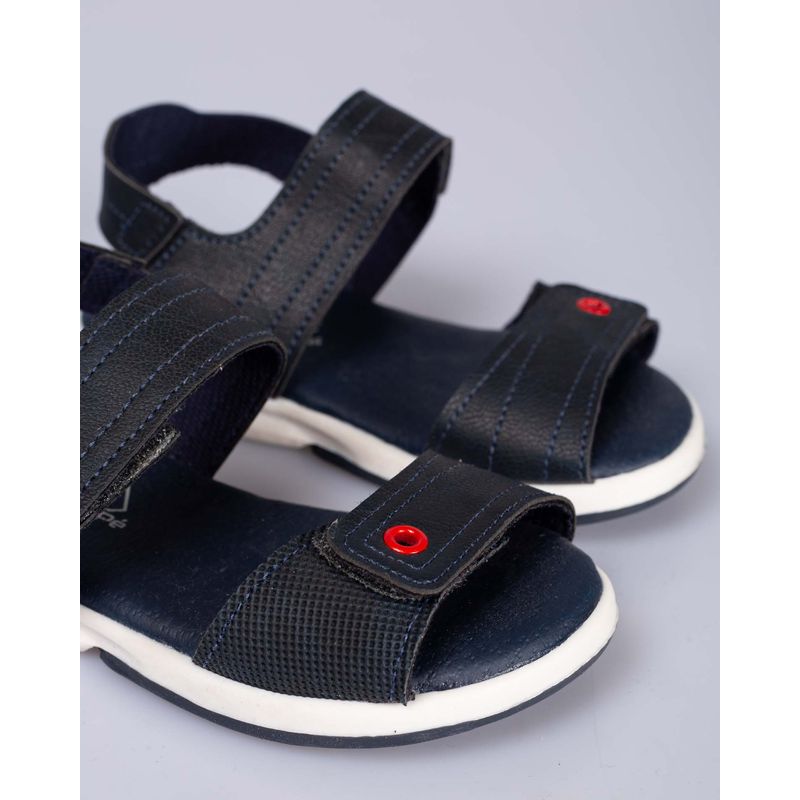 Sandale-usoare-cu-talpa-flexibila-si-inchidere-cu-scai-pentru-baieti-24HAT02008