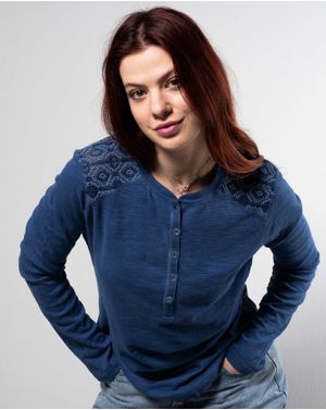 Bluza din bumbac cu nasturi la baza gatului N240531004