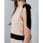 Rochie-eleganta-cu-umarul-gol-23ITTG3002