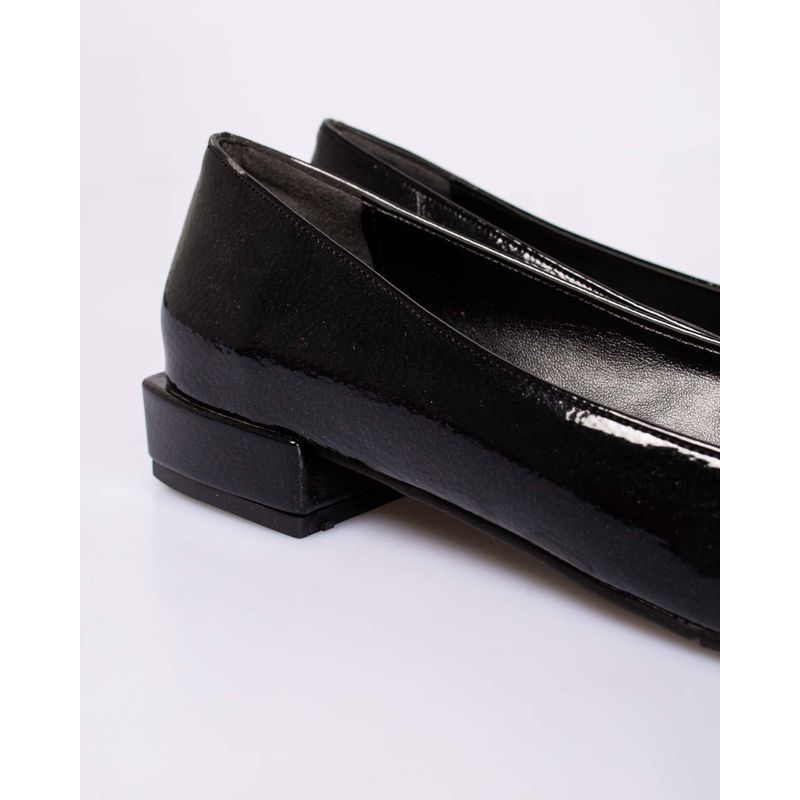Pantofi-comozi-cu-aspect-lacuit-si-talpa-joasa-24ROV26124