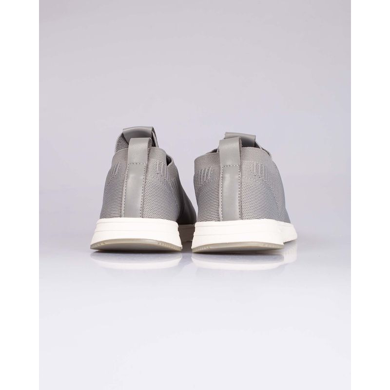 Pantofi-sport-usori-cu-talpa-flexibila-pentru-barbati-24POS33017