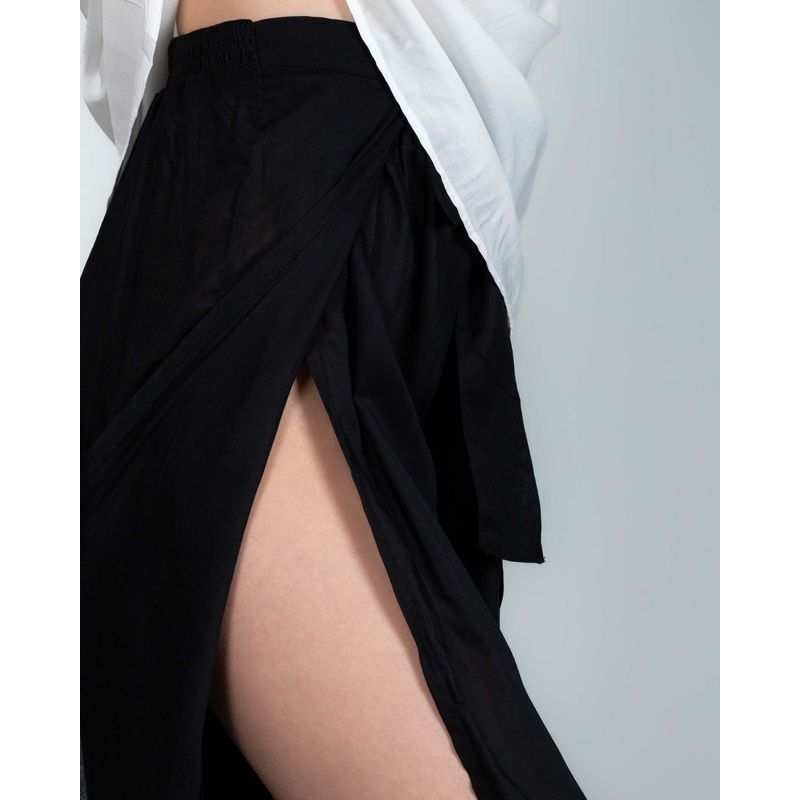 Pantaloni-subtiri-cu-fante-laterale-24ITT44012