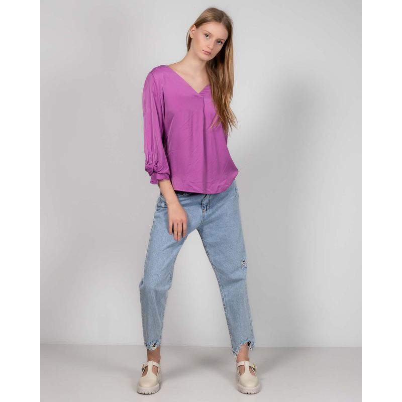 Bluza-decoltata-cu-maneca-trei-sferturi-24ITT44020