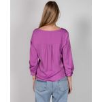 Bluza-decoltata-cu-maneca-trei-sferturi-24ITT44020