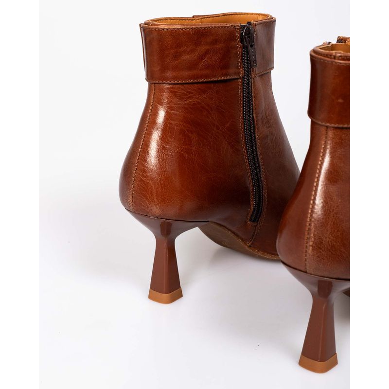 Botine-din-piele-naturala-cu-varf-ascutit-24EPY29021