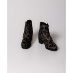 Ghete-din-piele-naturala-cu-catarame-24EPY41142