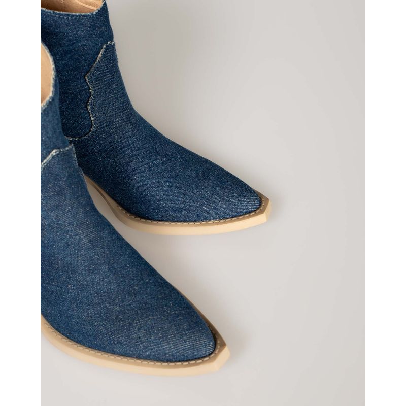 Botine-din-denim-cu-toc-comod-24EPY41167