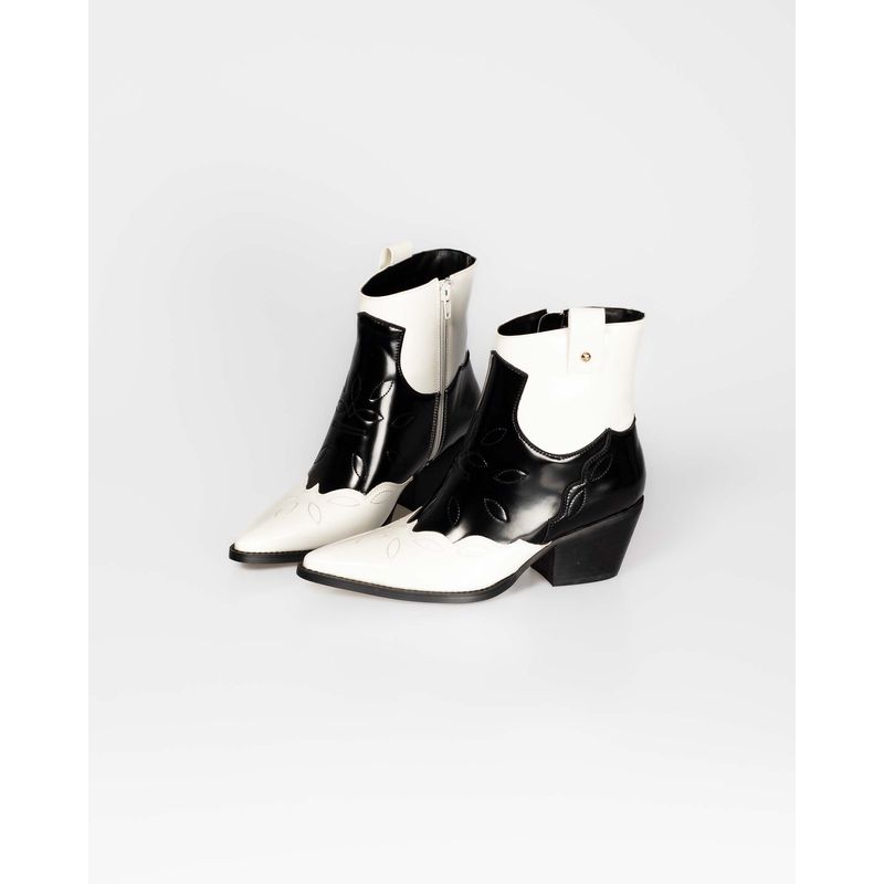Botine-cu-varf-ascutit-si-toc-24EPY46009