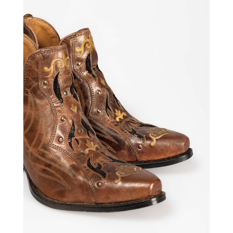Botine-din-piele-naturala-cu-toc-N240601005