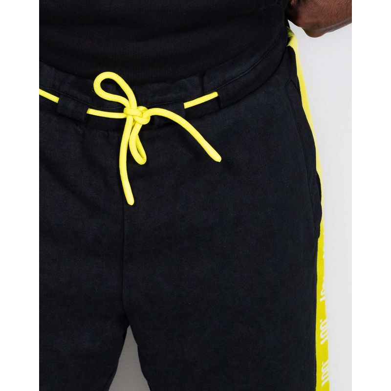 Pantaloni-scurti-din-bumbac-cu-vipusca-24KOSU6001