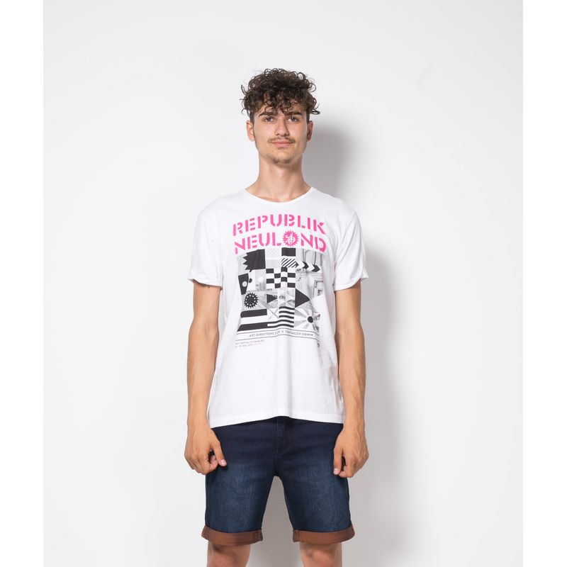 Tricou