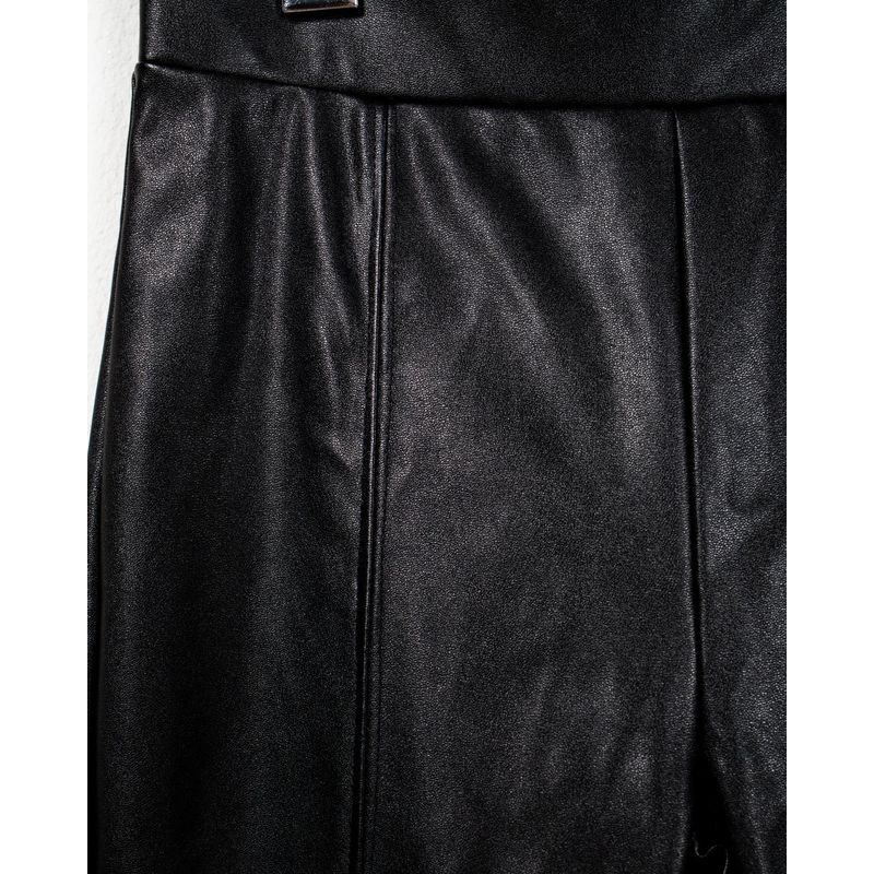 Pantaloni-din-imitatie-de-piele-23SPO19002