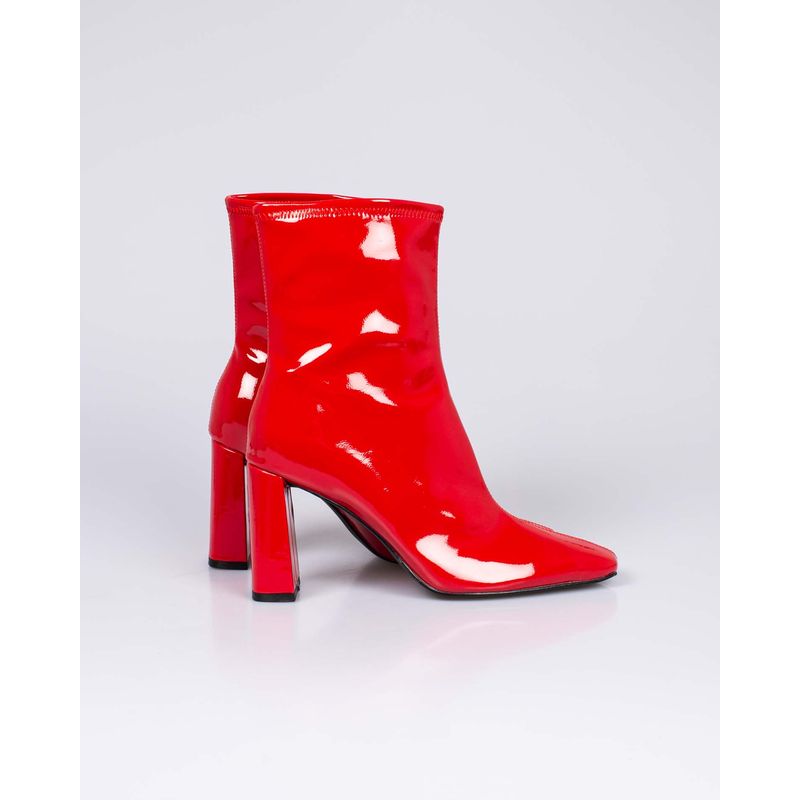Botine-lacuite-Corina-cu-toc-inalt-si-fermoar-24CHL02008
