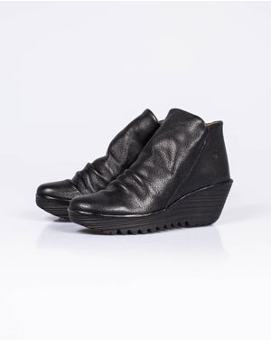 Ghete Fly London din piele naturala cu talpa inalta si fermoar 24FLY02029