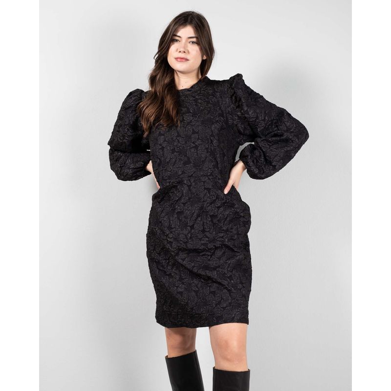 24CLO03015-ROCHIE---DAMA