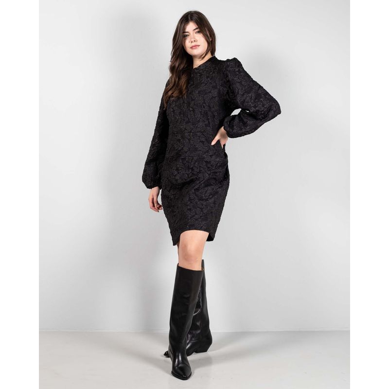 24CLO03015-ROCHIE---DAMA