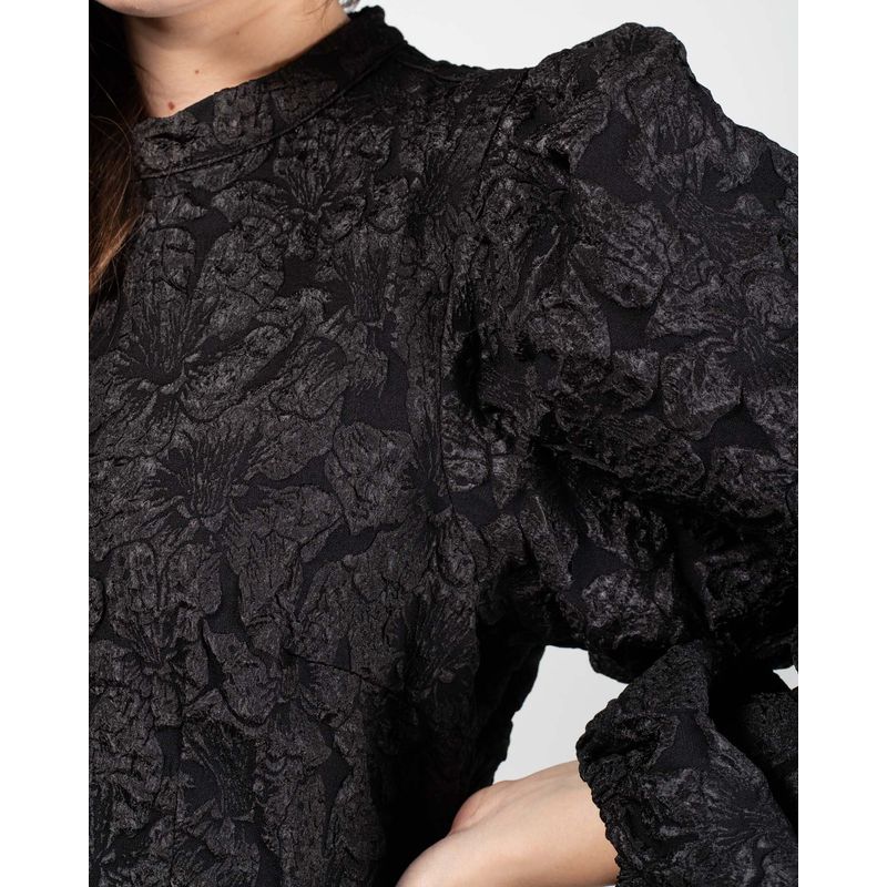 24CLO03015-ROCHIE---DAMA