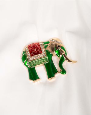 Brosa cu elefant verde