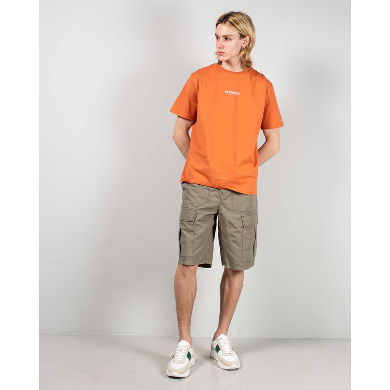 Pantaloni-scurti-cu-buzunare-mari-25YEL20010