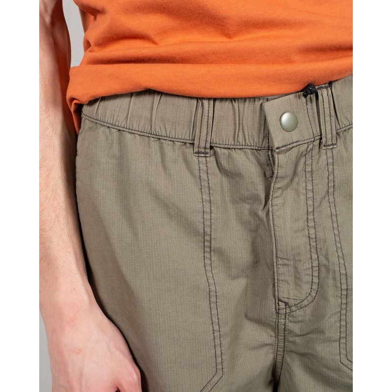 Pantaloni-scurti-cu-buzunare-mari-25YEL20010