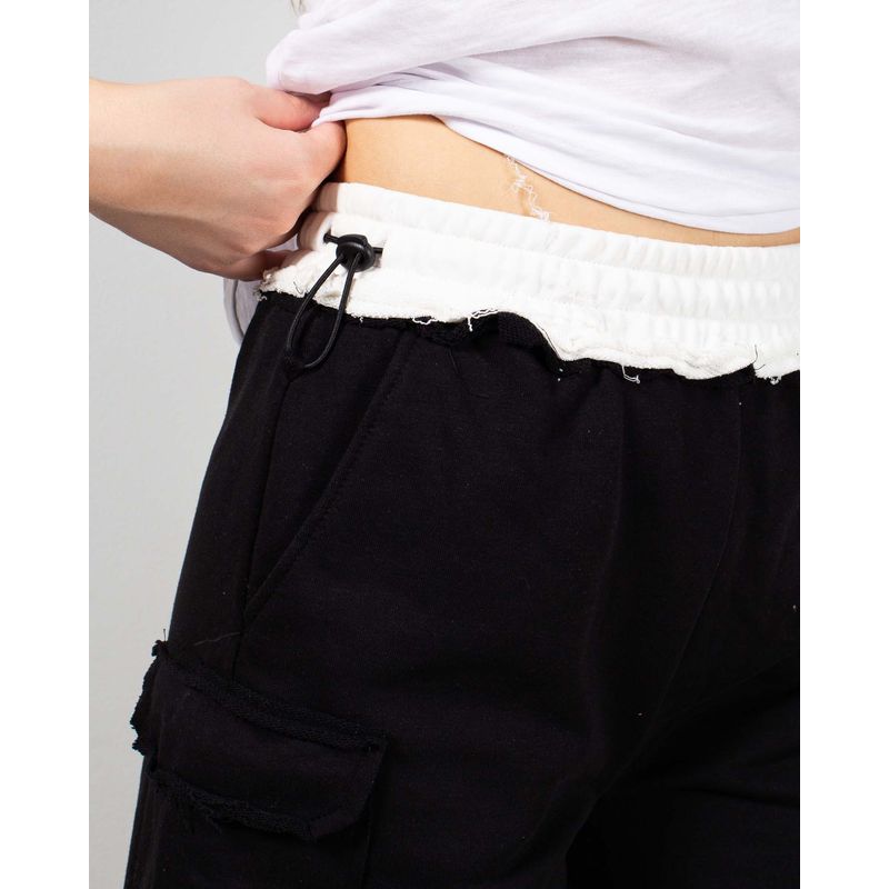 Pantaloni-scurti-cu-talie-elastica-in-contrast-25YEL33037