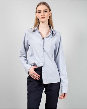 Camasa basic cu gulerul ascutit si nasturi 24MAB07040