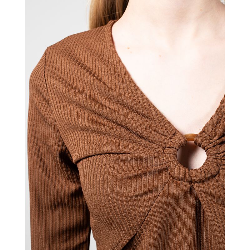 Bluza-cu-maneca-lunga-si-decolteu-24MAB07055